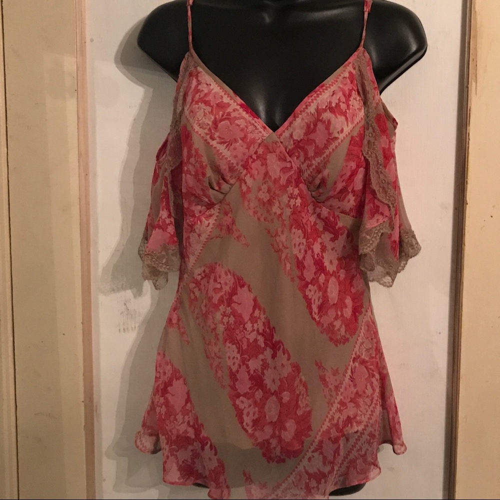 Floral blouse!
